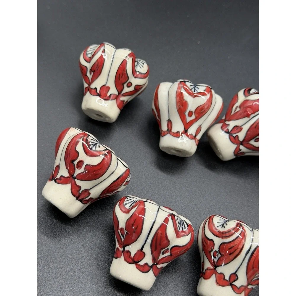 VTG Flower Shaped Ceramic Hand Painted Floral Drawer Knobs  With Bolts  Set Of 8